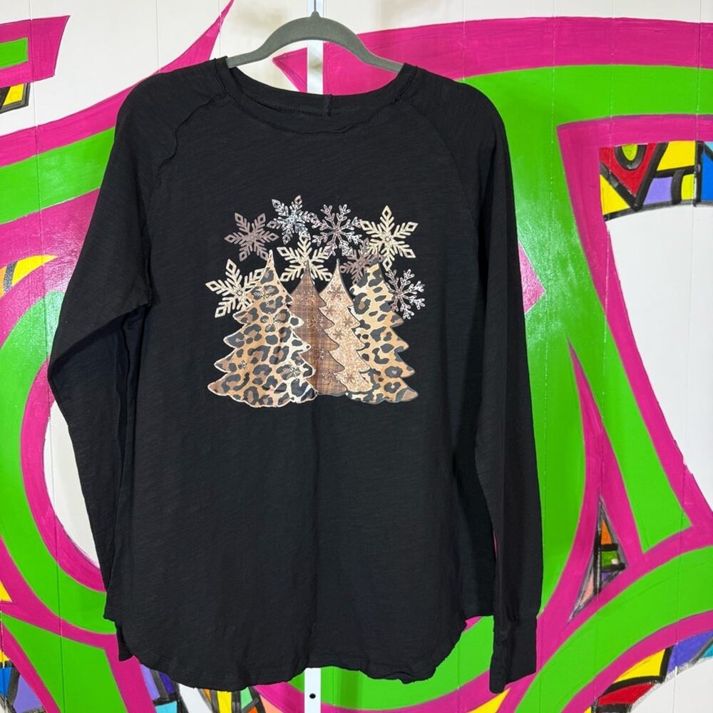 Black Long Sleeve Top with Leopard Christmas Tree Design. Size XL.